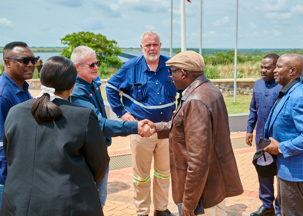 Kamoa Copper accueille la délégation du ministre zambien des infrastructures et de la gouverneure du Lualaba.